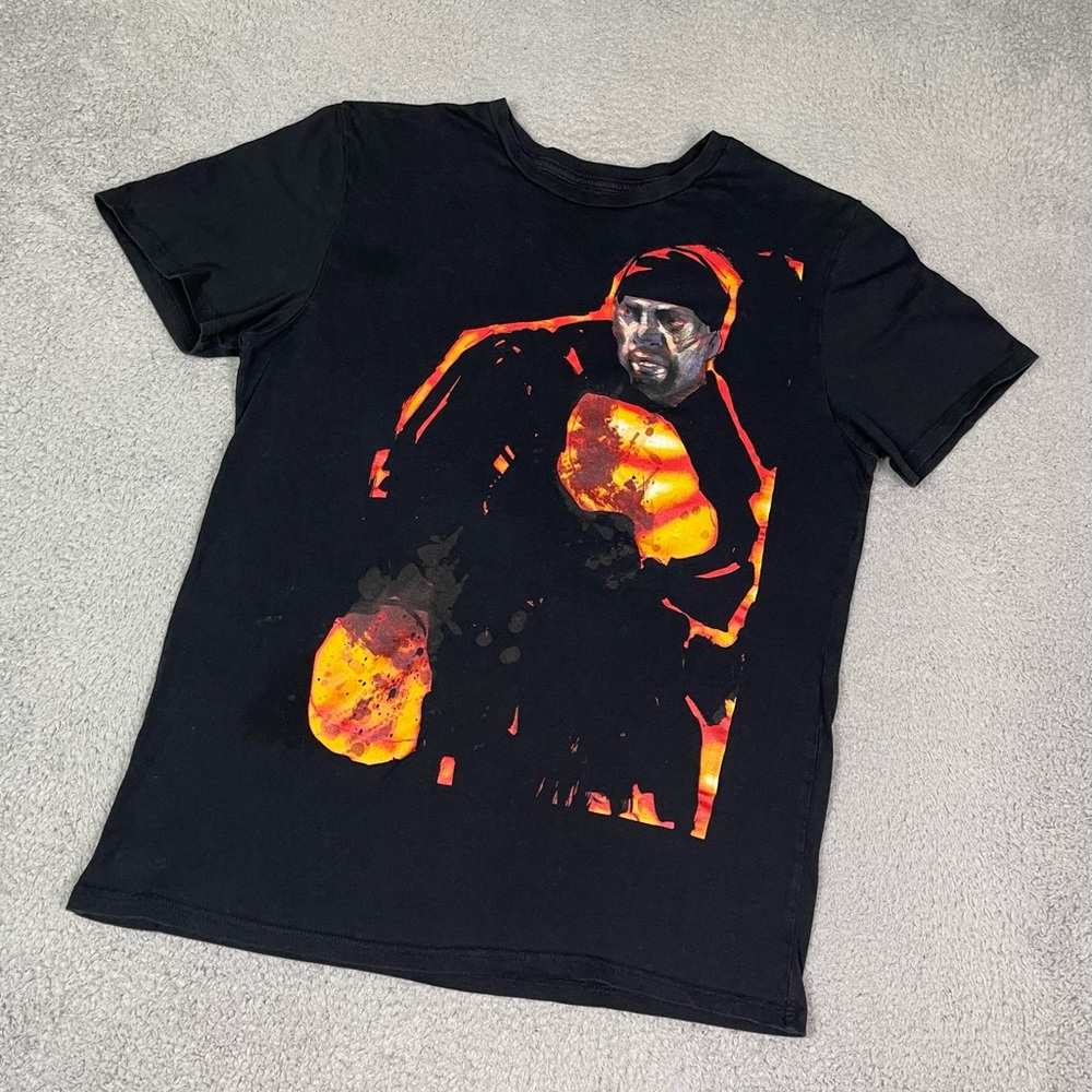 Graphic tee